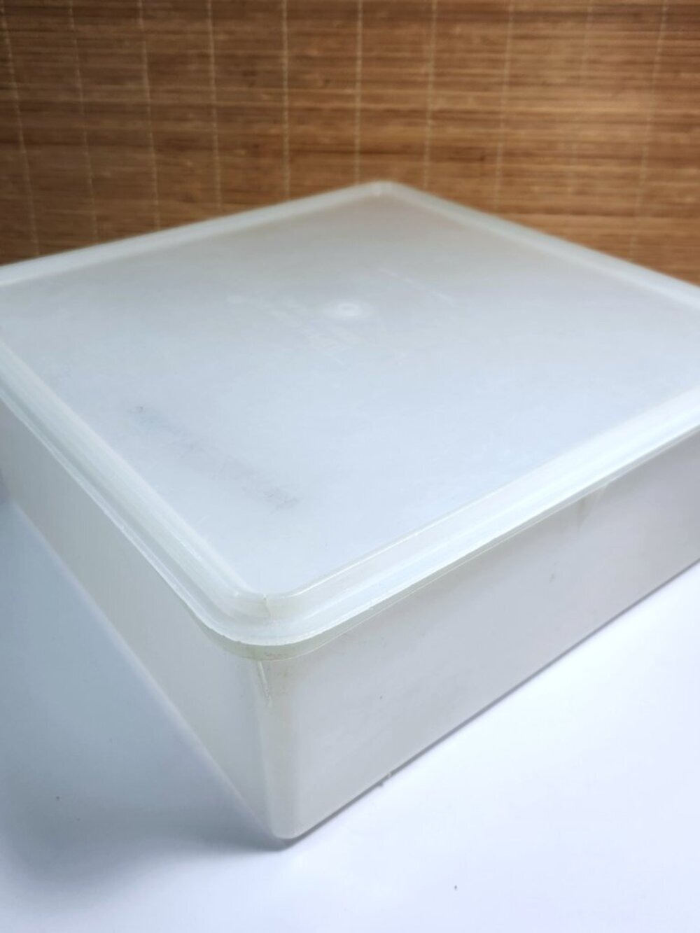 Vintage Tupperware Large Square Keeper 166 Container Clear Lid 223 Canada